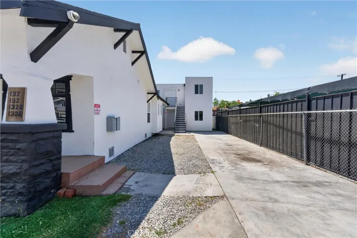 132 W 74th Street, Los Angeles, California 90003 — photo 4