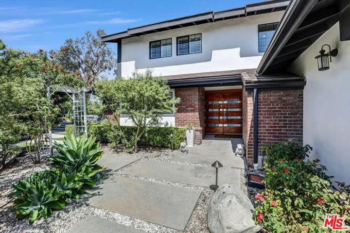 2355 Branden Street, Los Angeles, California 90026 — photo 5