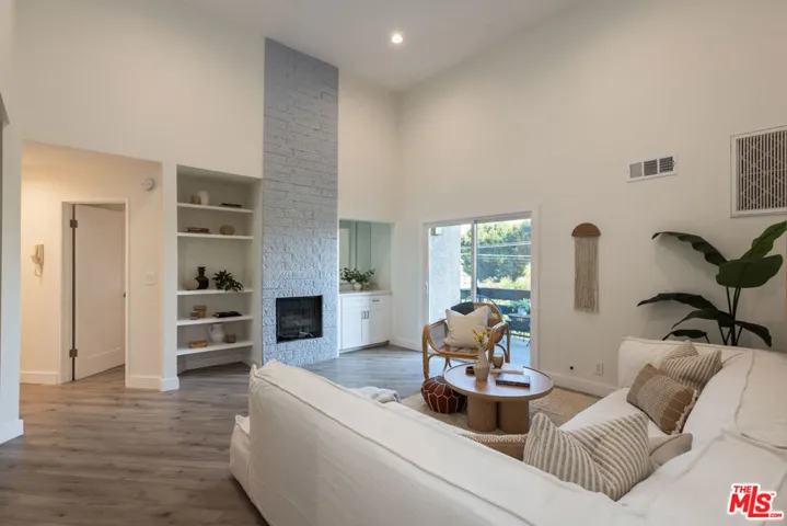 11701 Texas Avenue 308, Los Angeles, California 90025 — photo 5