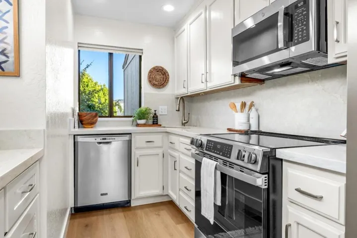 1519 Hidden Terrace Court, Santa Cruz, California 95062 — photo 5
