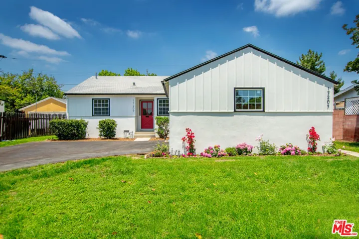 17209 Stagg Street, Van Nuys, California 91406 — photo 4