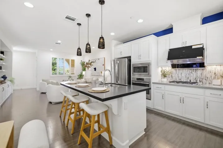 306 Santa Diana Terrace, Sunnyvale, California 94085 — photo 4