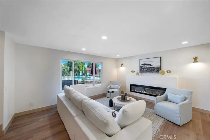 Living Room 7