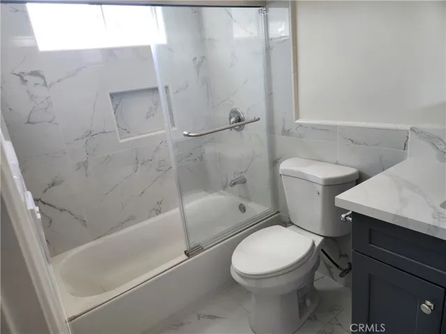 17535 Anastasia Court, Fontana, California 92335 — photo 4
