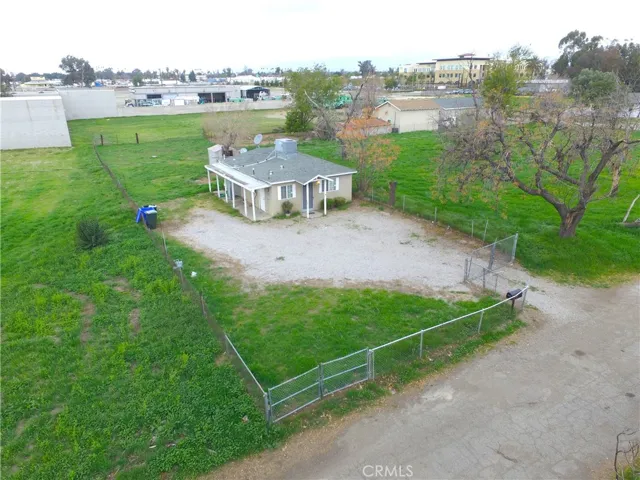 460 S Berkeley Avenue, San Bernardino, California 92410 — photo 4