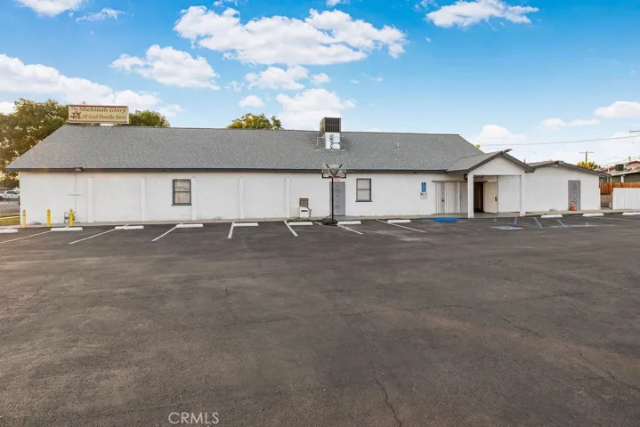 820 Larch St, Colton, California 92324 — photo 5