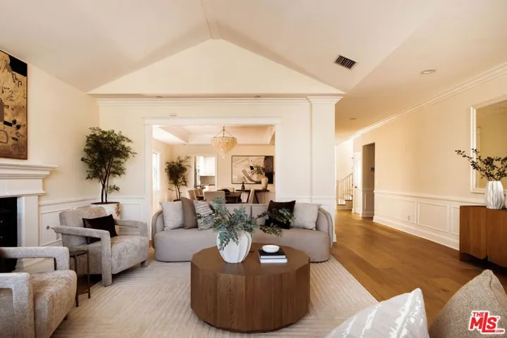 4381 Ave. Lemp Avenue, Los Angeles, California 91604 — photo 5