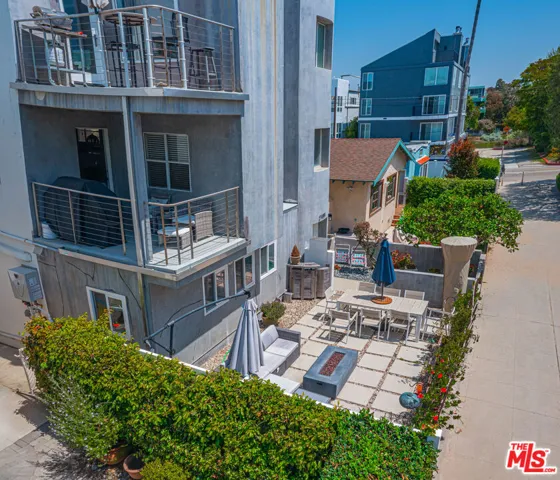 21 Voyage Street, Los Angeles, California 90292 — photo 4
