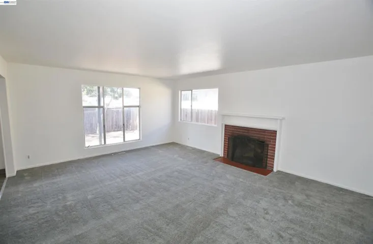 24675 Townsend Ave, Hayward, California 94544 — photo 4