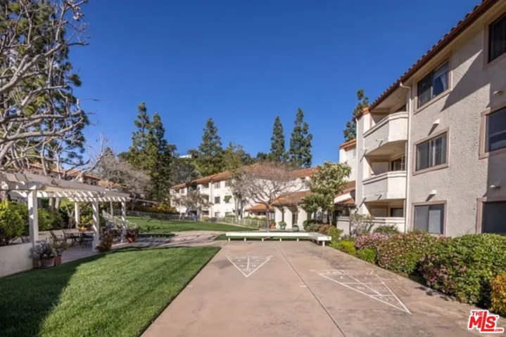 501 Palisades Drive 103, Los Angeles, California 90272 — photo 5