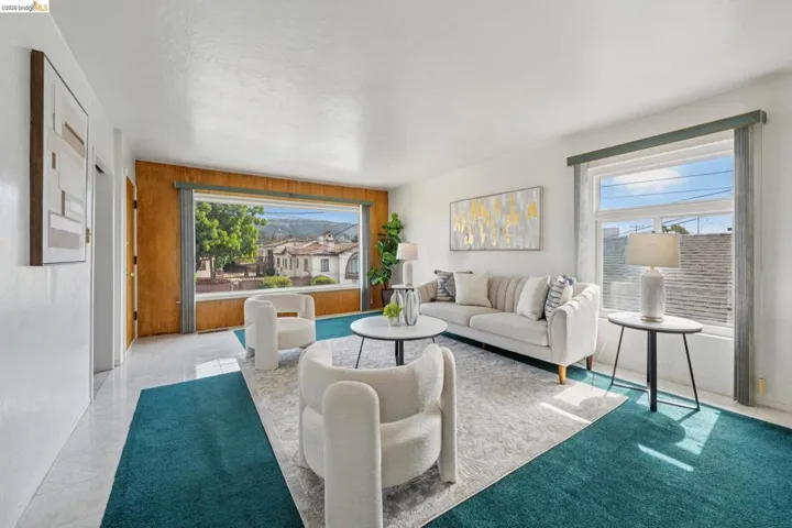 5709 Walnut Street, Oakland, California 94605 — photo 4