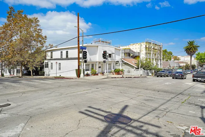 1059 S Harvard Boulevard, Los Angeles, California 90006 — photo 4