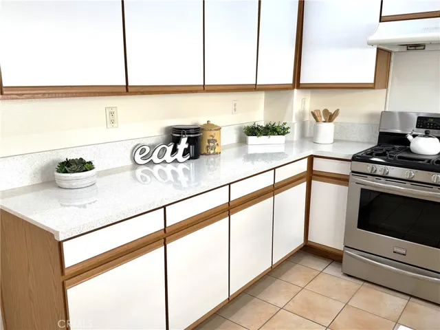 New Quartz Counter Top
