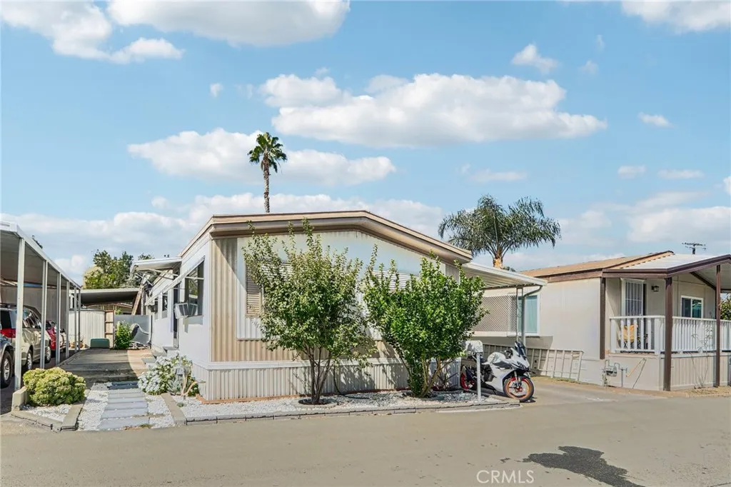 6545 Wilbur Ave #86