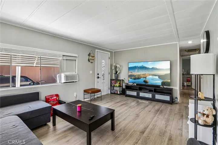 6545 Wilbur Avenue 86, Reseda, California 91335 — photo 4