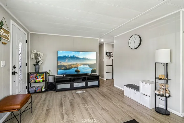 6545 Wilbur Avenue 86, Reseda, California 91335 — photo 5