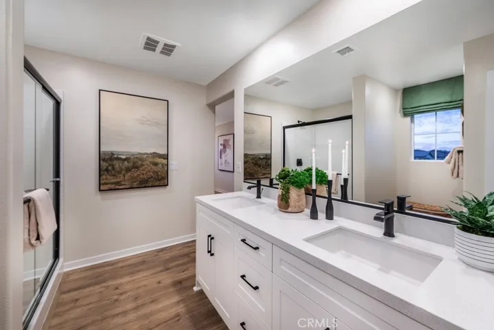 19034 Waterton Lakes Drive, Riverside, California 92508 — photo 5