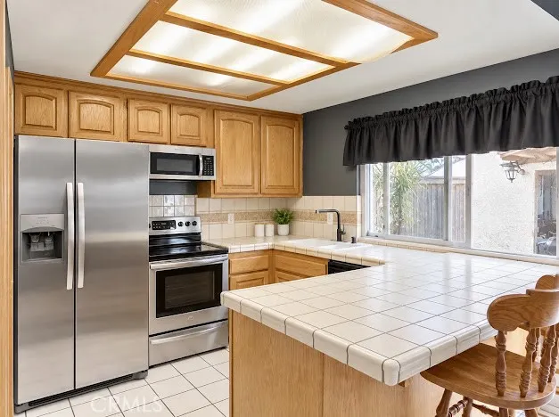 10045 Karmont, South Gate, California 90280 — photo 4