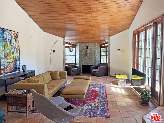 1823 Old Ranch Road, Los Angeles, California 90049 — photo 5