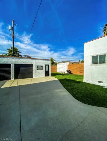 1247 S. Tremaine Avenue, Los Angeles, California 90019 — photo 5