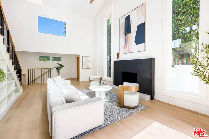 4041 Davana Road, Los Angeles, California 91423 — photo 4