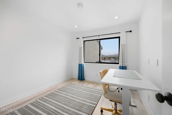 Upstairs Bedroom 2