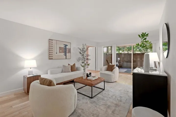 2323 Eastridge Avenue 512, Menlo Park, California 94025 — photo 5