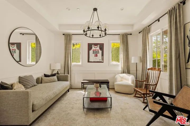 4538 Camellia Avenue, Los Angeles, California 91602 — photo 5