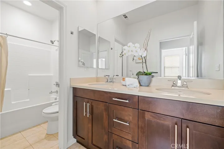 upstairs 3rd bathroom