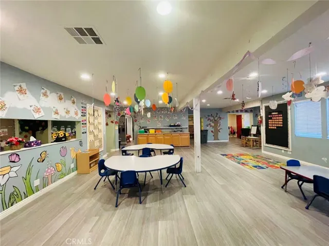 14211 Newport, Tustin, California 92780 — photo 5