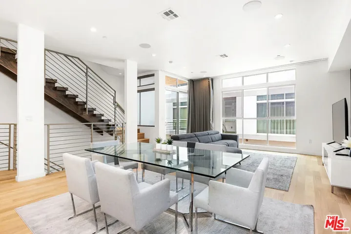 6728 W Hepburn Way, Los Angeles, California 90038 — photo 5