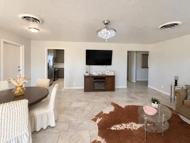 1007 N Broadway, Blythe, California 92225 — photo 4