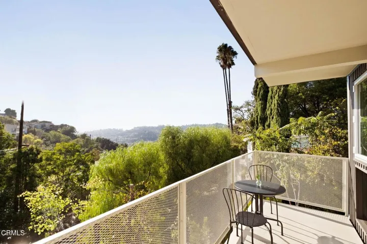 48-web-or-mls-857-montecito-dr