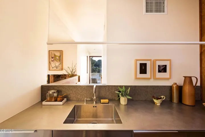 39-web-or-mls-857-montecito-dr