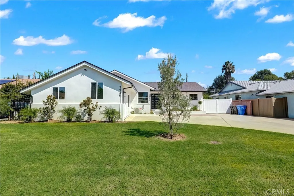7746 Sunnybrae