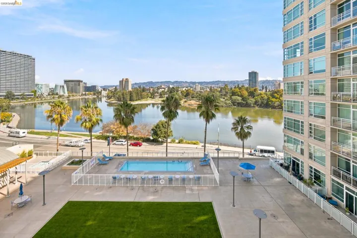 1 Lakeside Dr 607, Oakland, California 94612 — photo 4