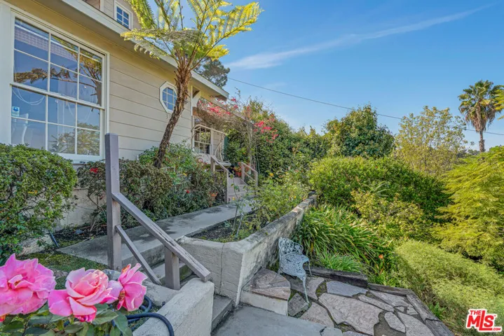 3331 Bennett Drive, Los Angeles, California 90068 — photo 5