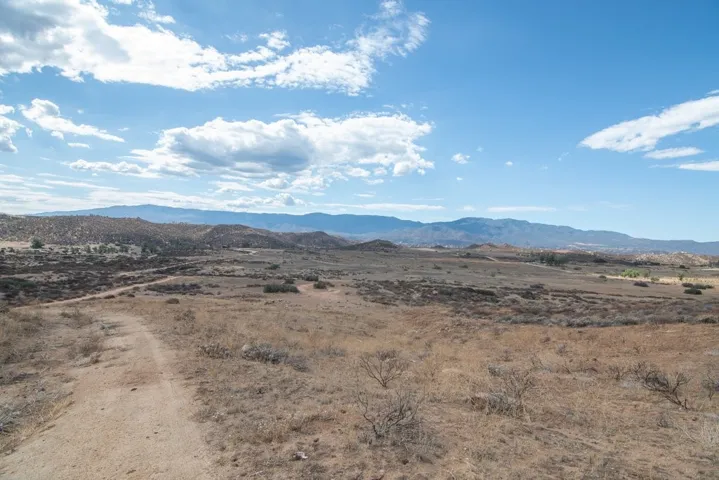 41680 Grouse Court, Hemet, California 92543 — photo 5