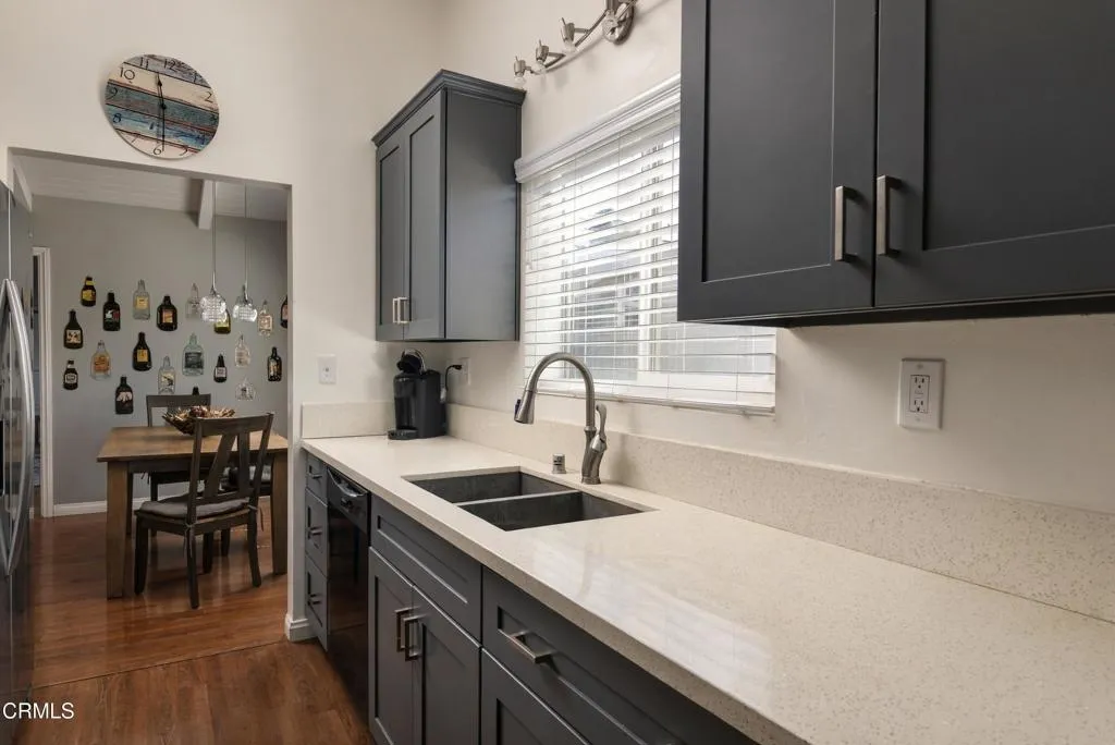 2534 Mary St Montrose 91020 7