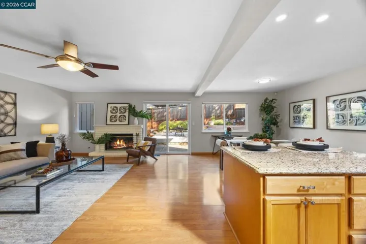 232 Hillcrest Ln, Pleasant Hill, California 94523 — photo 5