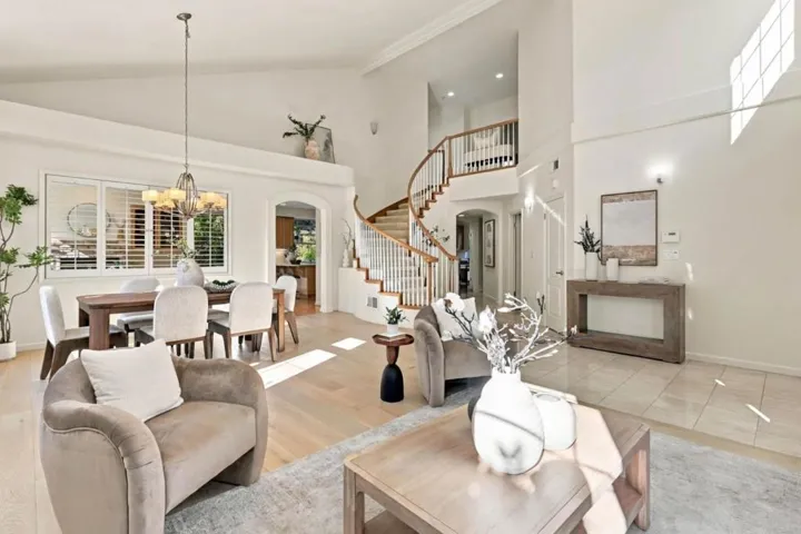 18896 Woodleigh Court, Saratoga, California 95070 — photo 5
