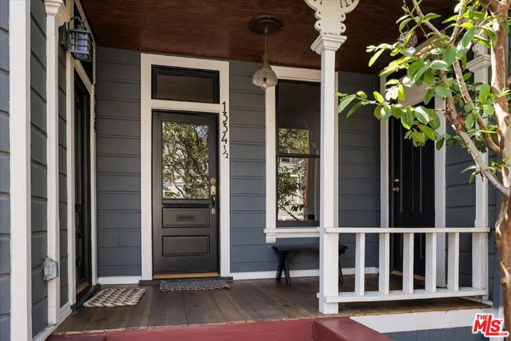 1334 Calumet Avenue, Los Angeles, California 90026 — photo 4