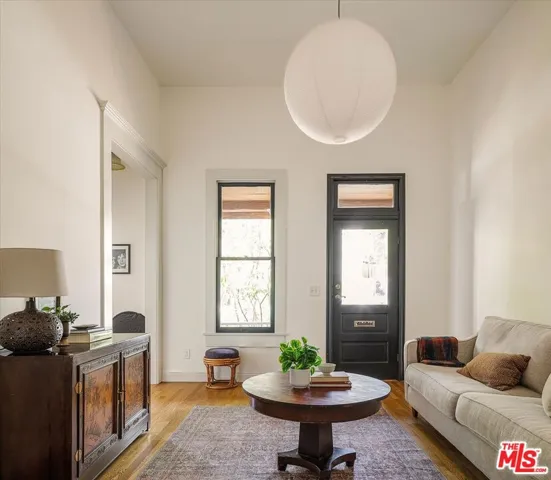 1334 Calumet Avenue, Los Angeles, California 90026 — photo 5