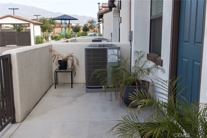 16179 Lumia Way, Fontana, California 92336 — photo 4