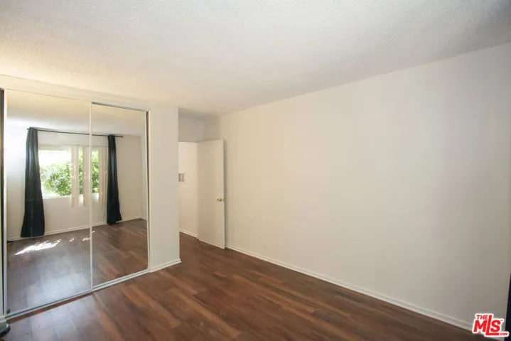 11521 Rochester Avenue 1, Los Angeles, California 90025 — photo 4