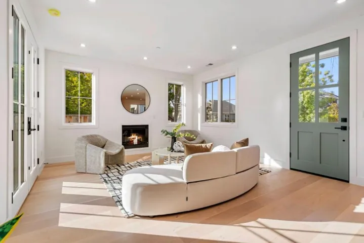 739741 Linden Avenue, Burlingame, California 94010 — photo 4