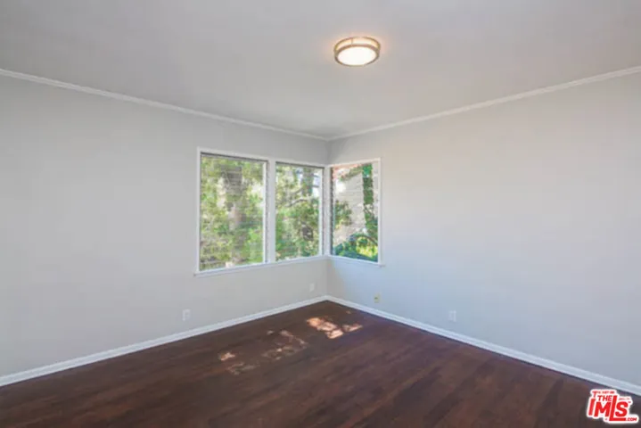 2117 Alcyona Drive, Los Angeles, California 90068 — photo 5