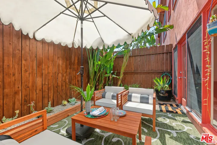 1400 N Hayworth Avenue 6, West Hollywood, California 90046 — photo 5