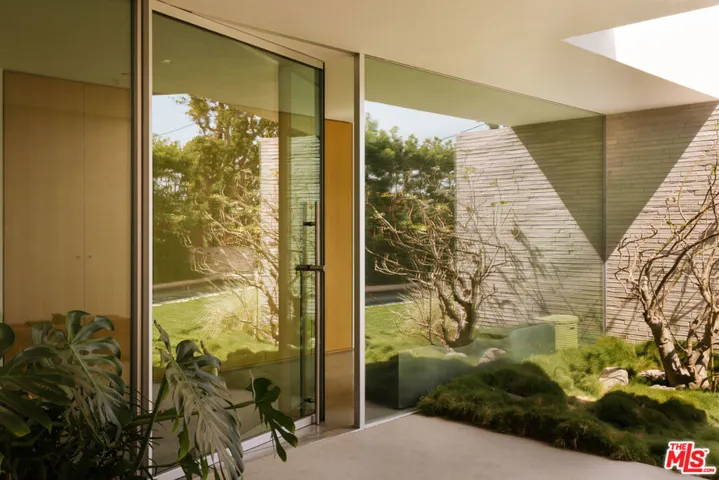 3062 Queensbury Drive, Los Angeles, California 90064 — photo 5
