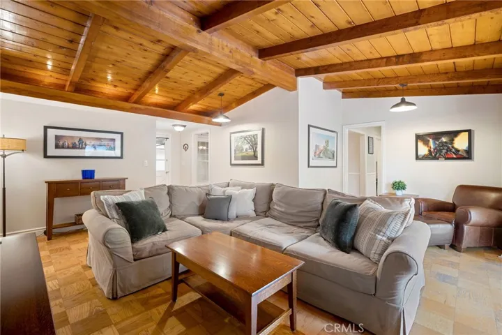 3948 Markridge Road, Glendale, California 91214 — photo 5